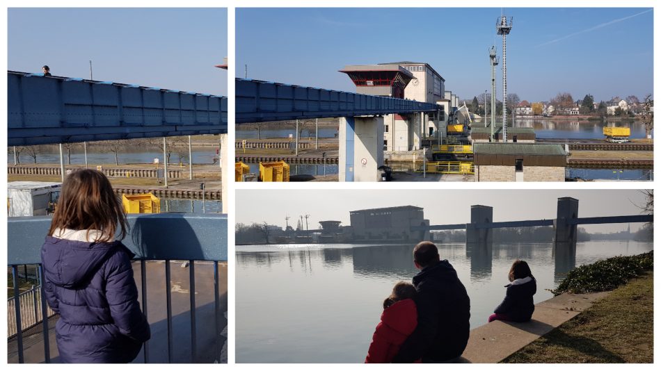 Blick auf die Staustufe und Schleuse Griesheim bei Frankfurt am Main